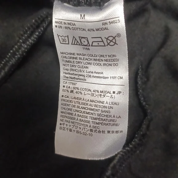 BANANA REPUBIC SIZE M Elegant Black Wrap Top - Picture 8 of 11